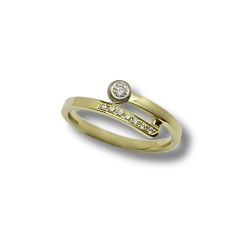 Ring mit Brillant