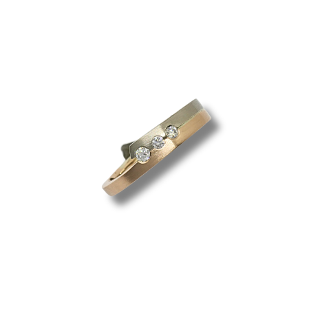 Ring mit Brillant
